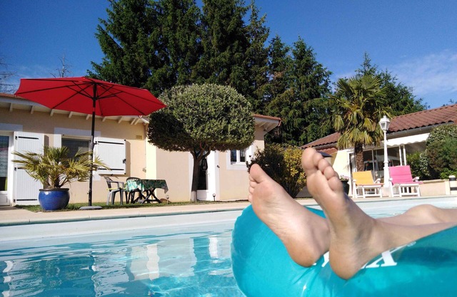 Séjour Gîte Naturiste "bien-être et Nature" Dans un Lieu Idyllique de la Drôme !