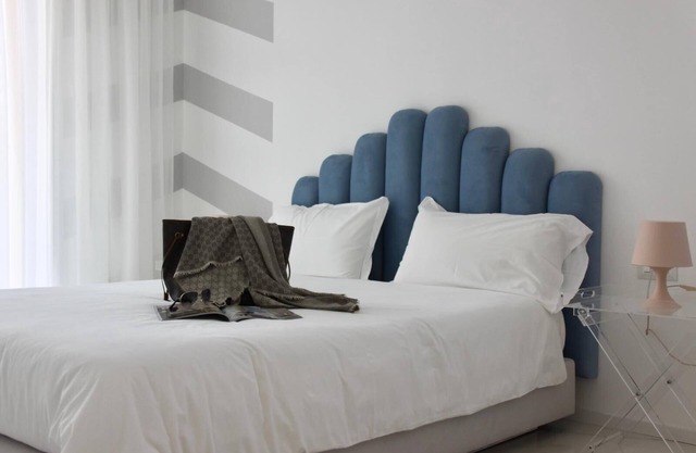 S'O SUITES TROPEA - SUITE C