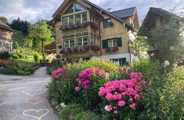 S'Rastl direkt mit Bergpanorama