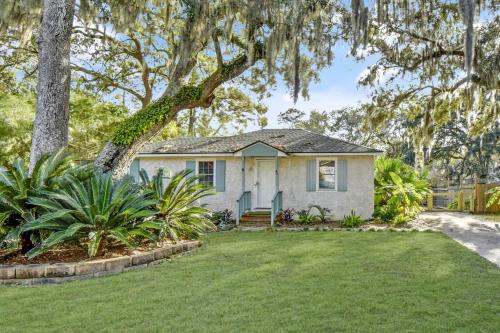 Sago Palm Cottage