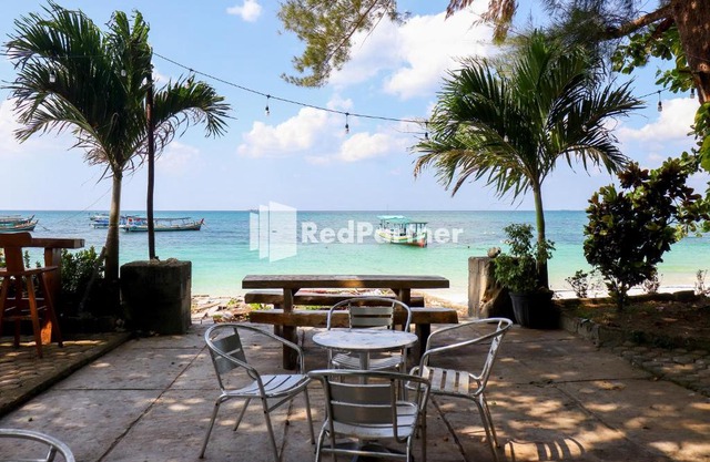 Sahabat Pantai Guest House Mitra RedDoorz