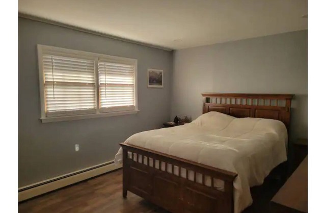 Sail away in this cozy 2 bdrm- downtown Glens Falls