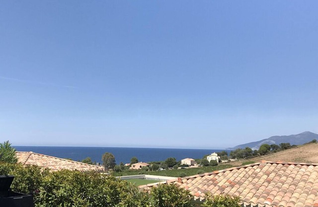 Saint Florent Golf apartment in calm sea and land view