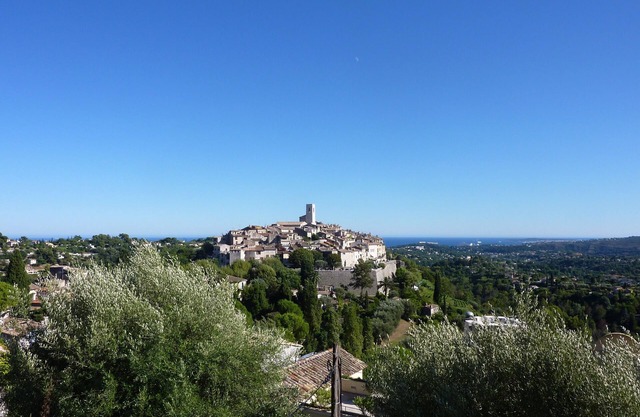 Saint Paul De Vence, Charming Suites in The Heart Of The Village. 4 * Biloba