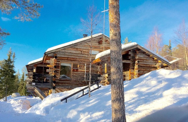 Sallanhelmi A2 by Interhome
