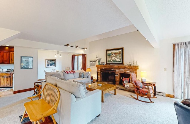 Saltbox 12A