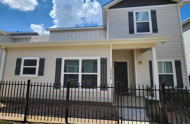 San Antonio 3-Bedroom House - 9 Miles to Lackland AFB, TX