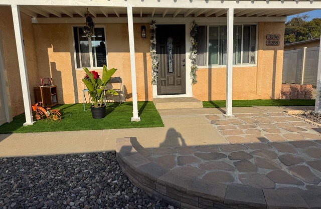 San Diego A-Twin-House Close to Beaches, Mall, SD Downtown, Seaworld, SD Zoo.