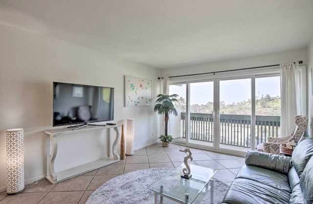 San Diego Condo < 4 Mi to Law Street Beach