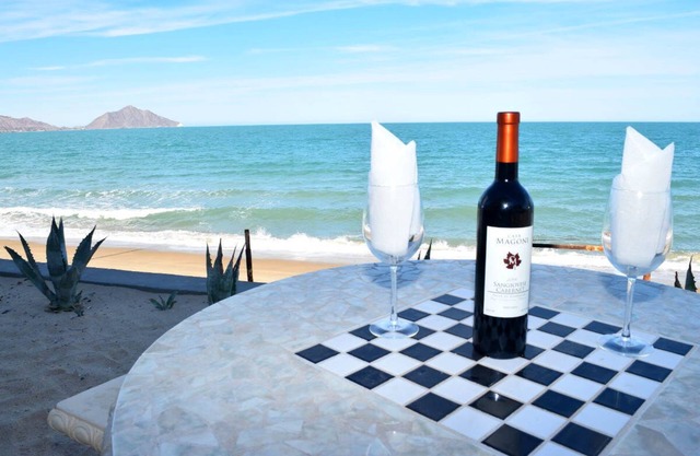 San Felipe Paradise Rental Villa - Beachfront + WiFi