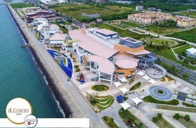 San Remo Condo 2BR Deluxe Sea View w/NetFlix