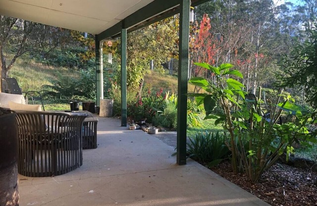 Sandstone mountain cottage, pets welcome