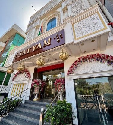 Satyam Room