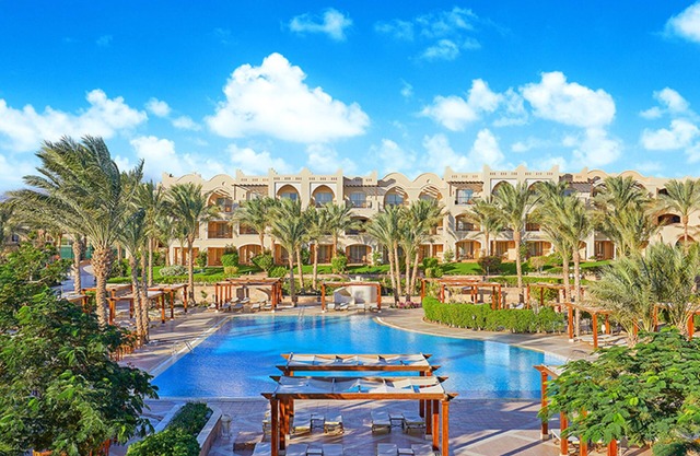 Savor Exceptional Breakfast in Relaxing Room Close to Makadi Beach