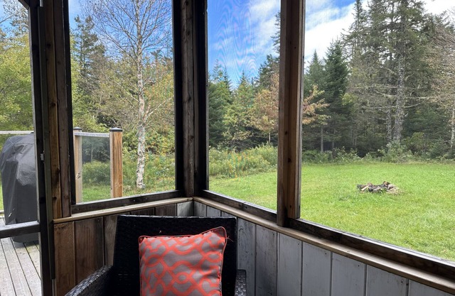 Sawmill Creek Cabin, Caledonia Mountain, Bay of Fundy