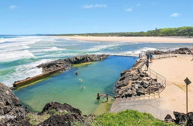 Sawtell Sunrise - your beachfront oasis