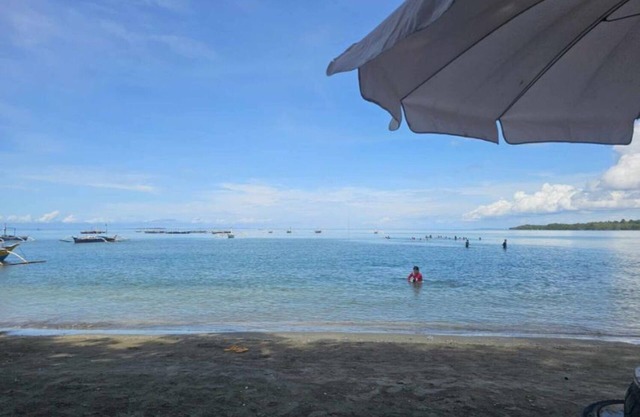 Scenic Beach front Room in Villalimpia Loay Bohol