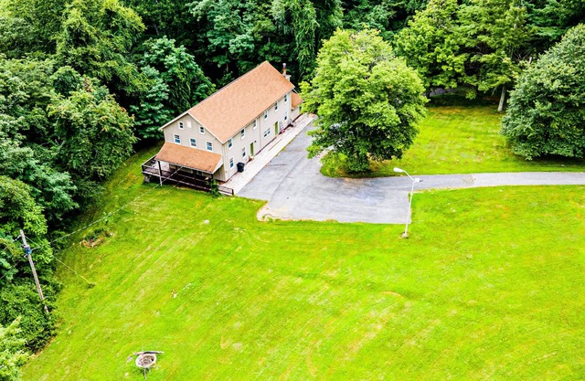 Scenic Mountain Top Retreat with 28 Beds