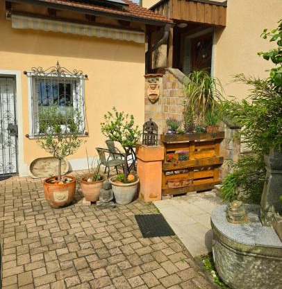 Schönes Apartment/Ferienwohnung am Regen