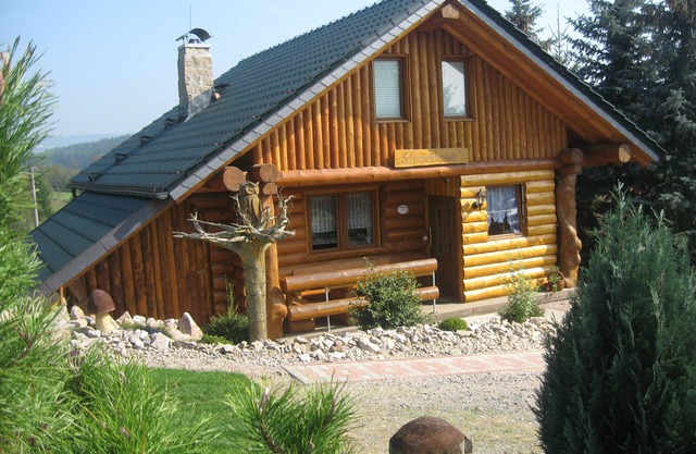 Schneewittchenhütte- Holzblockbohlen Holiday house with fireplace and sauna in the Vogtland