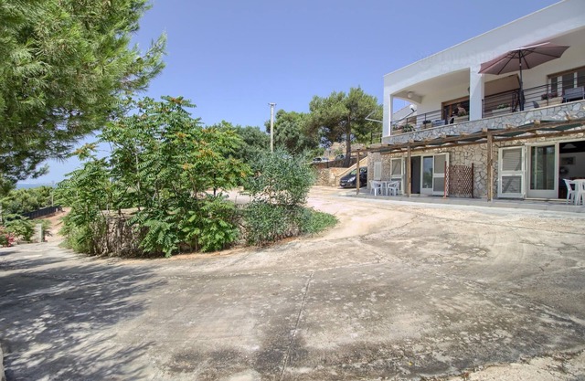 Scia' 2 seafront apt