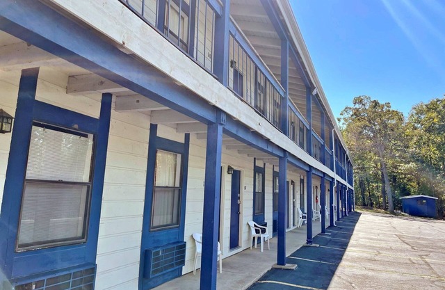 Scottish Inns Osage Beach