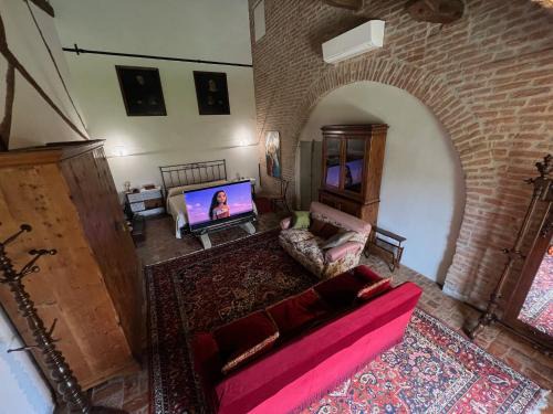 Scuderia Country Mansion 3300SquareFeet