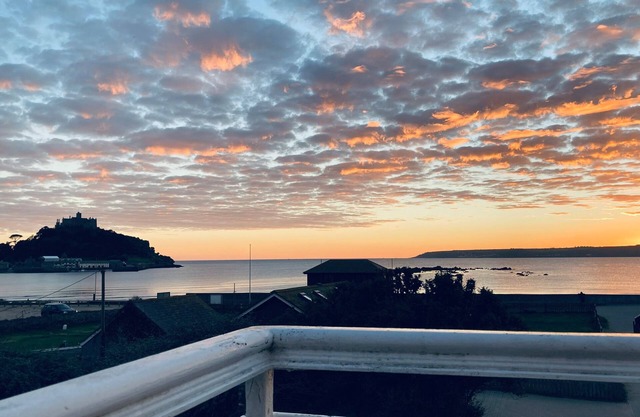 SEA BREEZE, country holiday cottage in Marazion