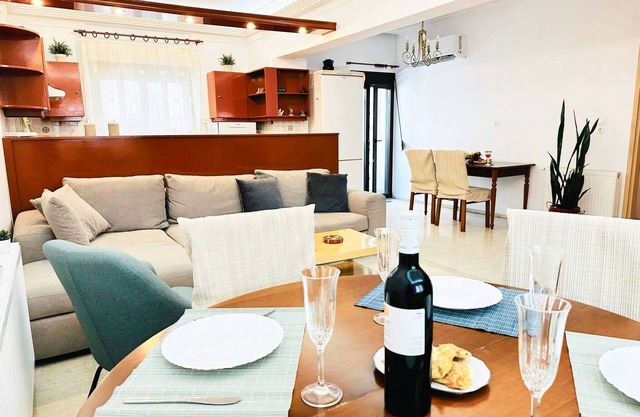 Sea Breeze Sanctuary-1bd 3pl 1ba - 90m To Sea
