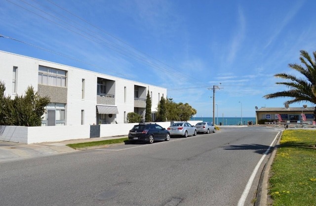 Sea Breezes at West Beach