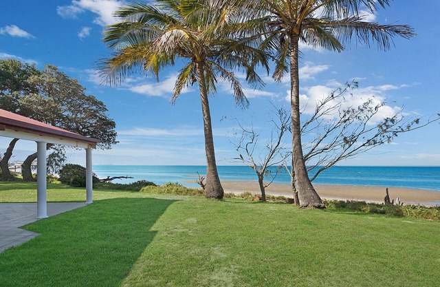 Sea Cottage - Beachside Paradise