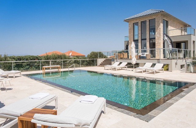 Sea front luxury villa with sea and mountain views