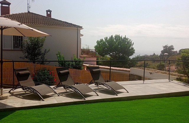 Sea & Mountain - New refurbished Apartment
