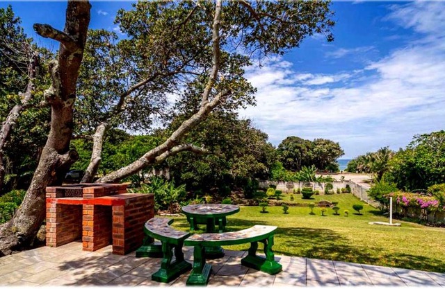 Sea Park Holi-Stay - 2on1stAve