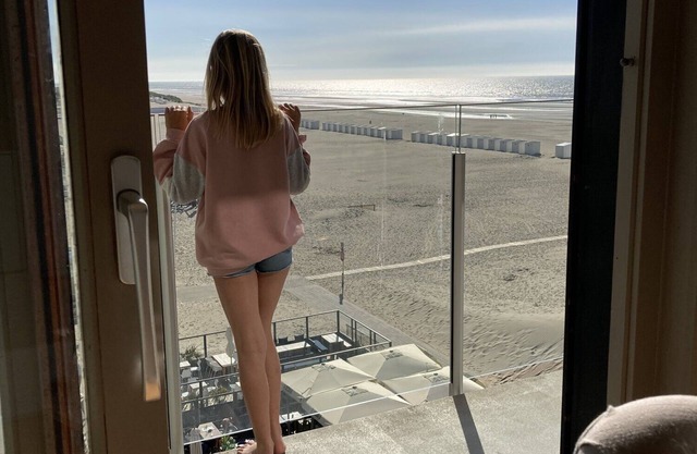 Sea-sight Apartment for 6