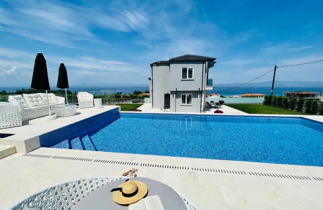 SEA STARS Premium Luxury Villas with private pools