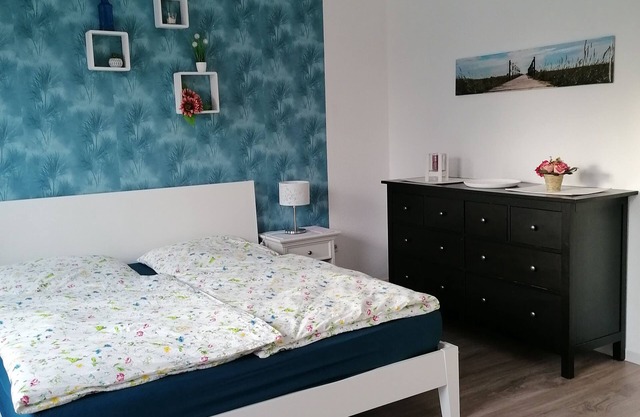 Sea time. Newly renovated apartment with garden in a quiet, central residential area