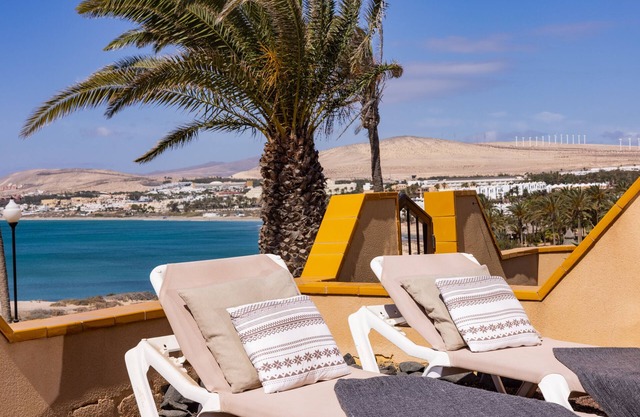 SEA VIEW - 2 MINUTES TO THE WATER - TOP LOCATION - 114 M² - 2 BEDROOMS