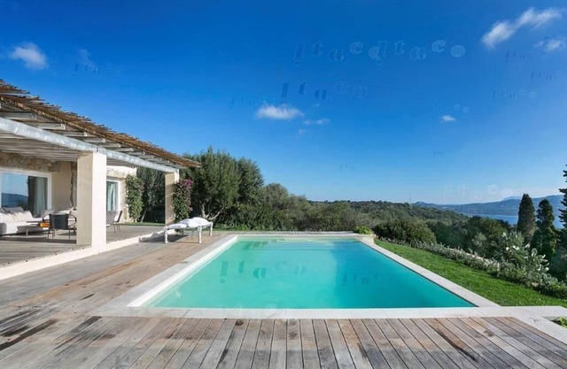 Sea view villa with private pool, 3 bedrooms, 3 bathrooms