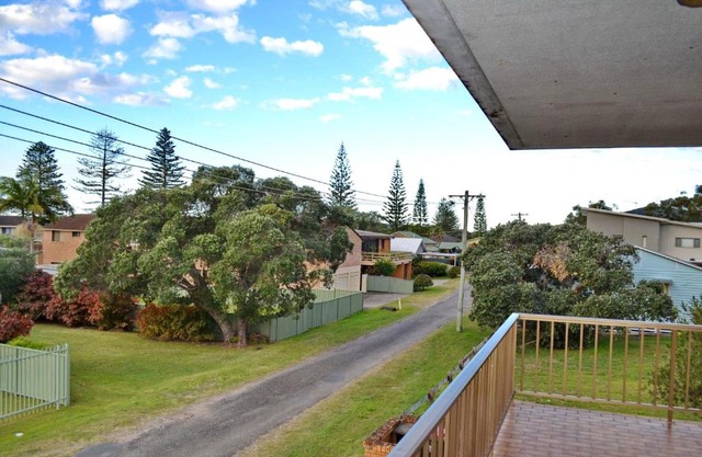 Seacrest Unit 1 - Bring your own linen.