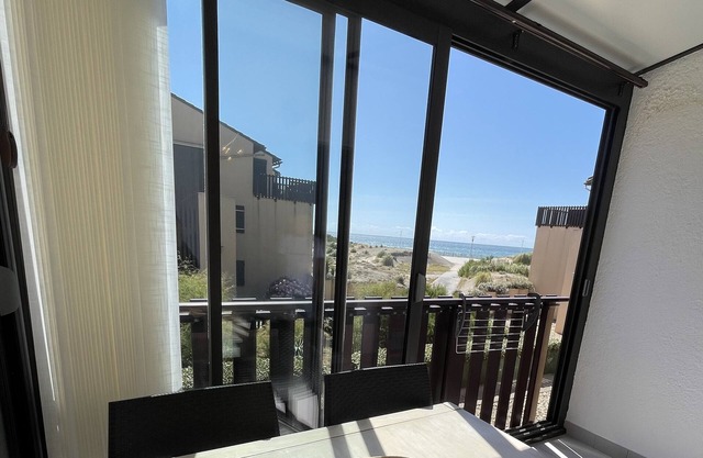 Seafront apartment, 2 bedrooms, 6 people