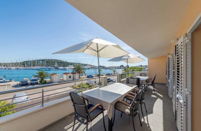 Seafront Apartments Marija