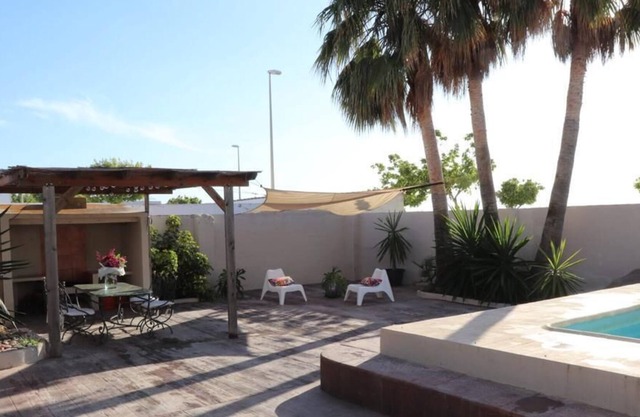 Seafront House With Pool Near Valencia
