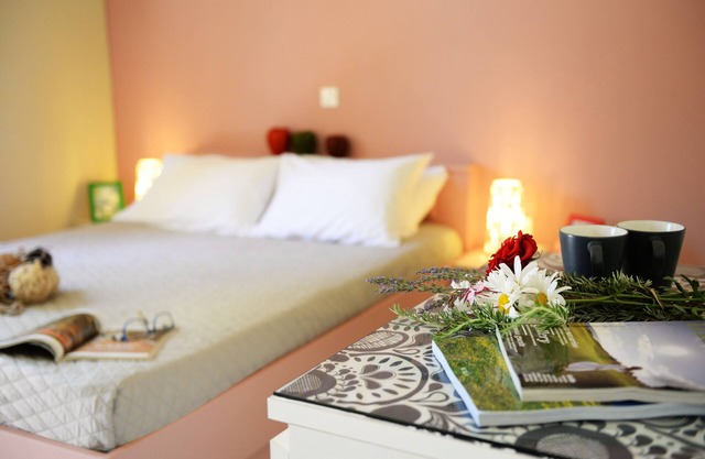 Seafront peaceful holiday apartments near Gialova & Pylos