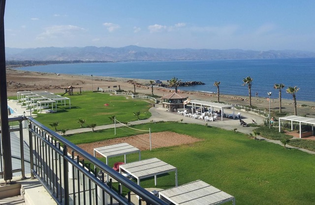 Seafront penthouse apartment in award winning Aphrodite Beachfront Village