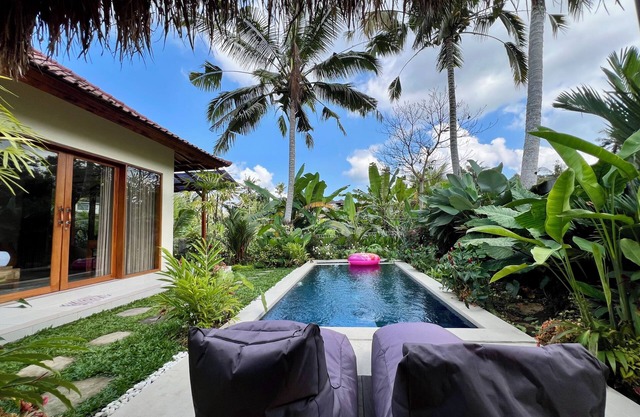 SEAOM Villasn2 bedroom pool villa in the heart of Ubud withnrice field views.