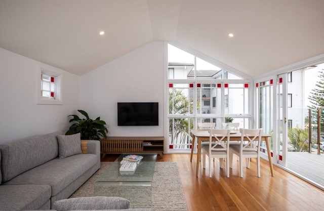 Seaside apartment, 100m to beach