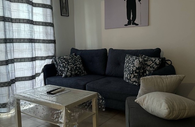 - SEASIDE APARTMENT FOR 8 PEOPLE - LUXURY BUILDING -