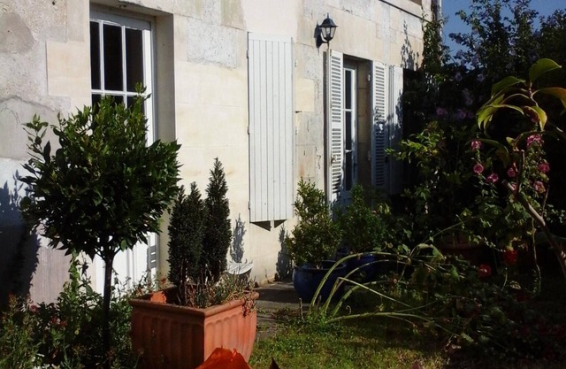 Seasonal rental Jonzac
