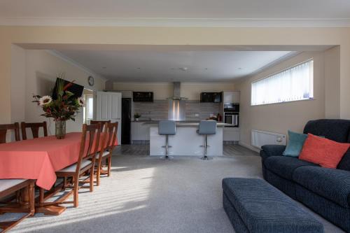 Seaview Cottage